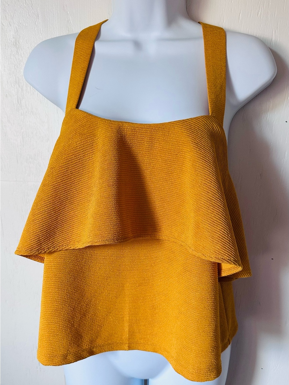 Madewell Textured Gold Mustard Yellow Ruffled Tank Top Cross Back Women’s Small